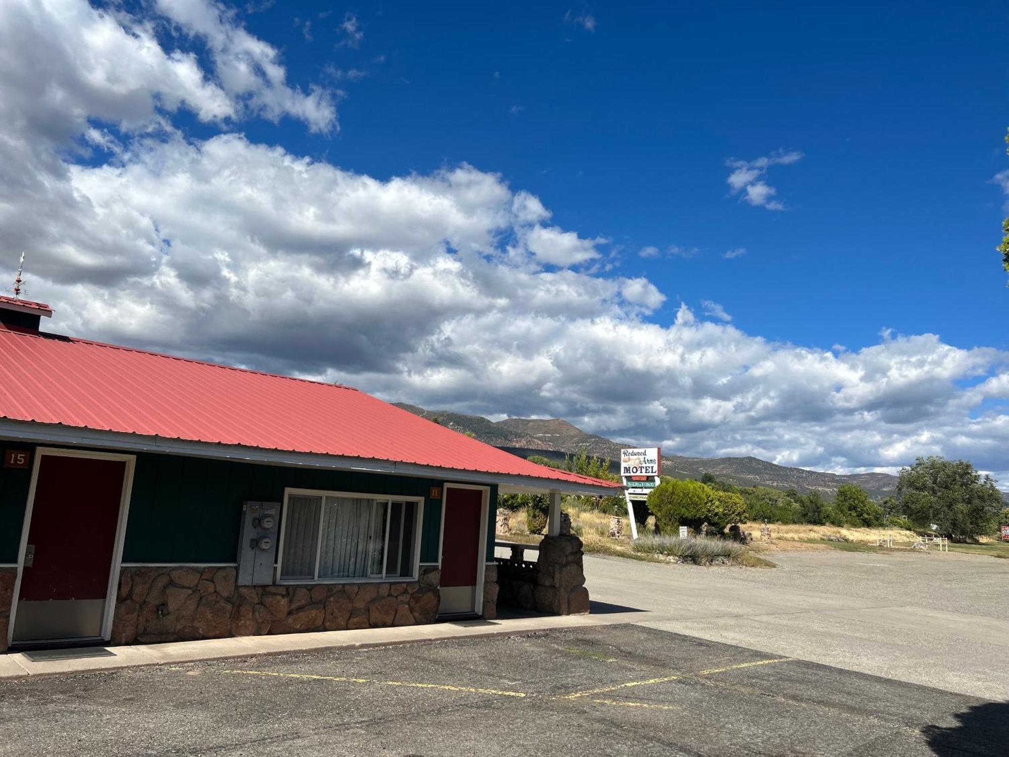 Redwood Arms Motel Paonia Exteriér fotografie